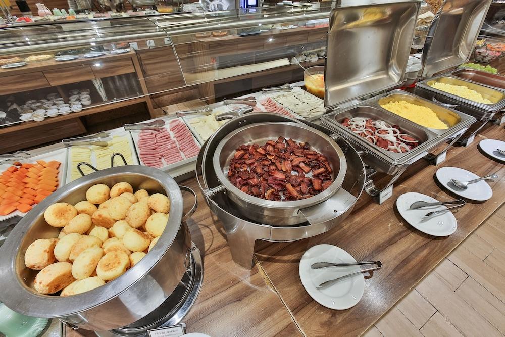 S4 Hotel Aguas Claras Тагуатинга Екстериор снимка